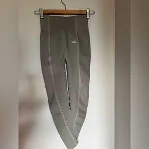 AYBL leggings